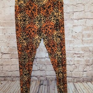 ♥️Sugar Skull Leggings Lularoe TC Fits Sizes 10-20 Excellent Condition Buttery